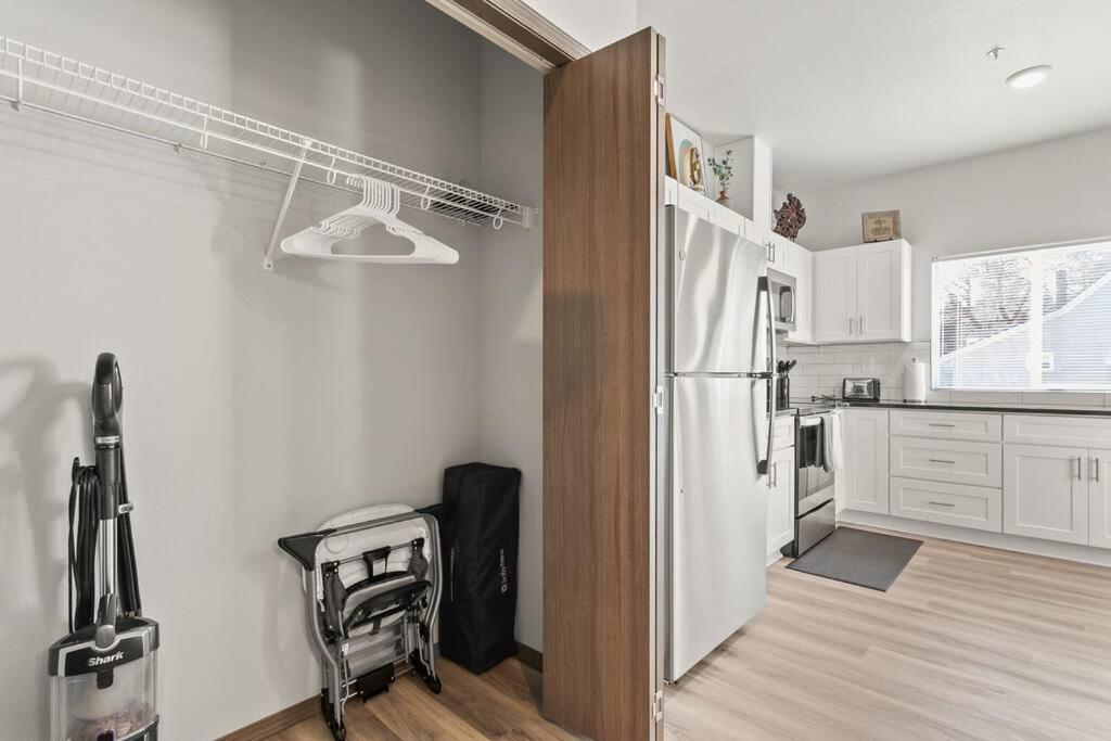 Brand New 2 Bed 2 Bath Near Perry District And Dt Apartment Spokane Ngoại thất bức ảnh